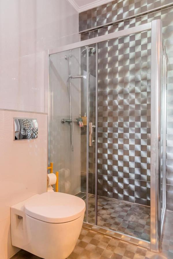 Inova Central Apartment Bucarest Extérieur photo